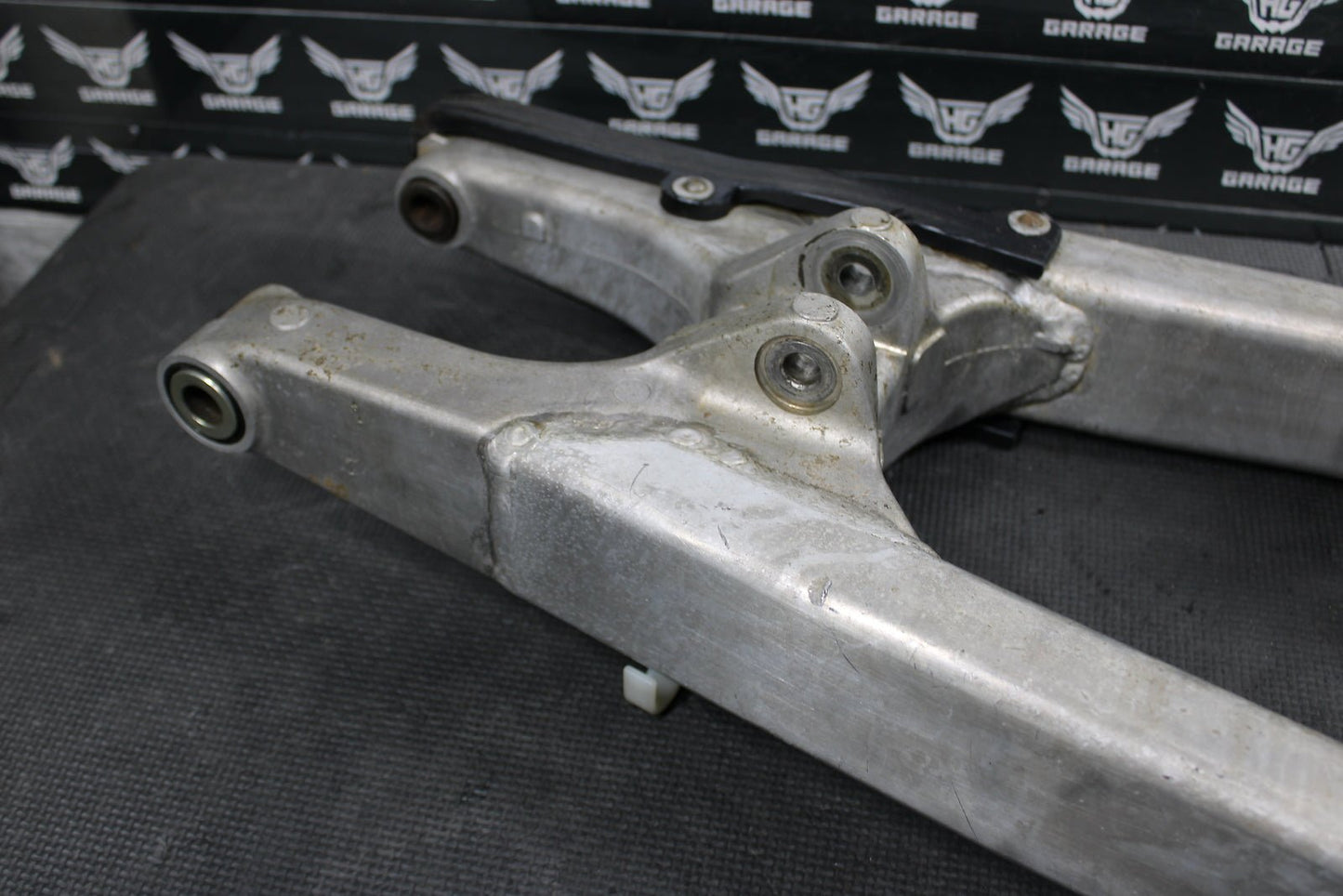 2007 KAWASAKI KLX450R KX450F OEM SWINGARM SWING ARM SUSPENSIION ASSEMBLY - hggarage
