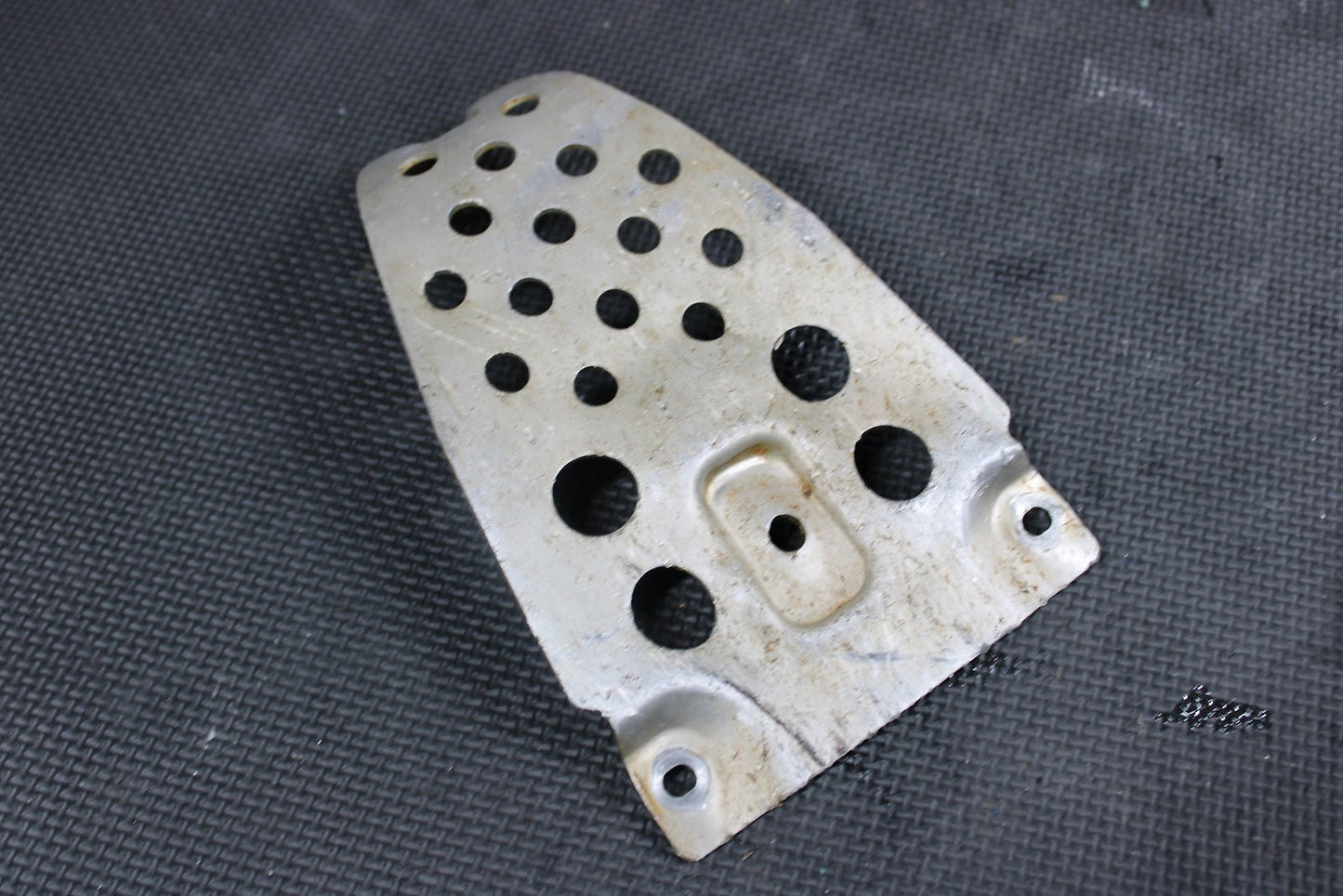 2004 KAWASAKI KX250F OEM LOWER BOTTOM SKID PLATE GUARD SHIELD 55020 - 0055 - hggarage