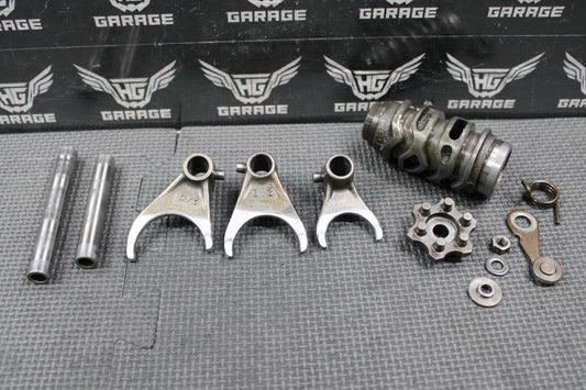 1996 95 - 02 KAWASAKI KX125 OEM TRANSMISSION GEAR SHIFT FORKS DRUM GEARBOX SHAFT - hggarage