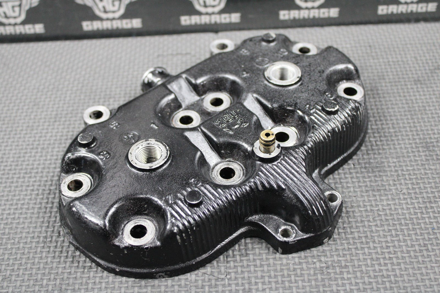 2001 87 - 06 YAMAHA BANSHEE YFZ350 OEM CYLINDER HEAD CAP DOMES 2GU - 11111 - 00 - 0 - hggarage