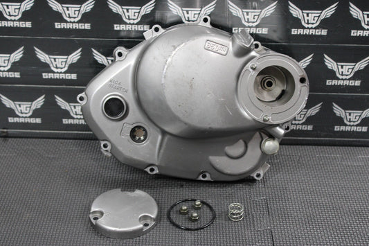 2005 SUZUKI DR200SE 01 - 05 OEM ENGINE MOTOR RIGHT SIDE CLUTCH COVER 11340 - 42A30 - hggarage