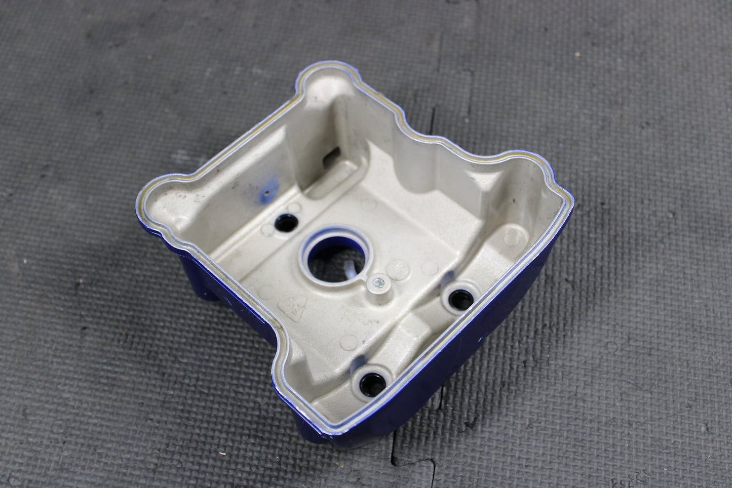 2022 YAMAHA YZ450FX OEM ENGINE MOTOR CYLINDER HEAD COVER VALVE COVER - hggarage