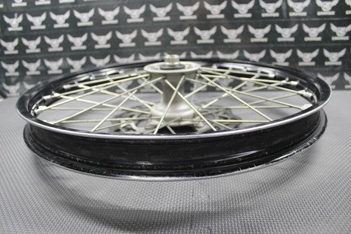 47572617