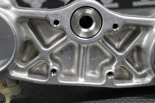 47573084