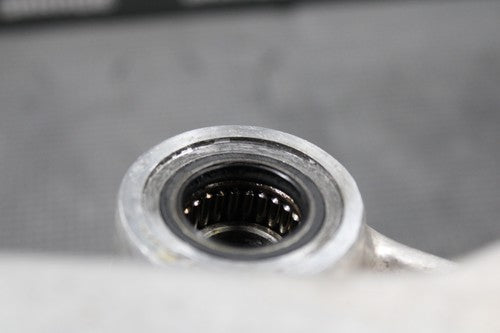 47572930