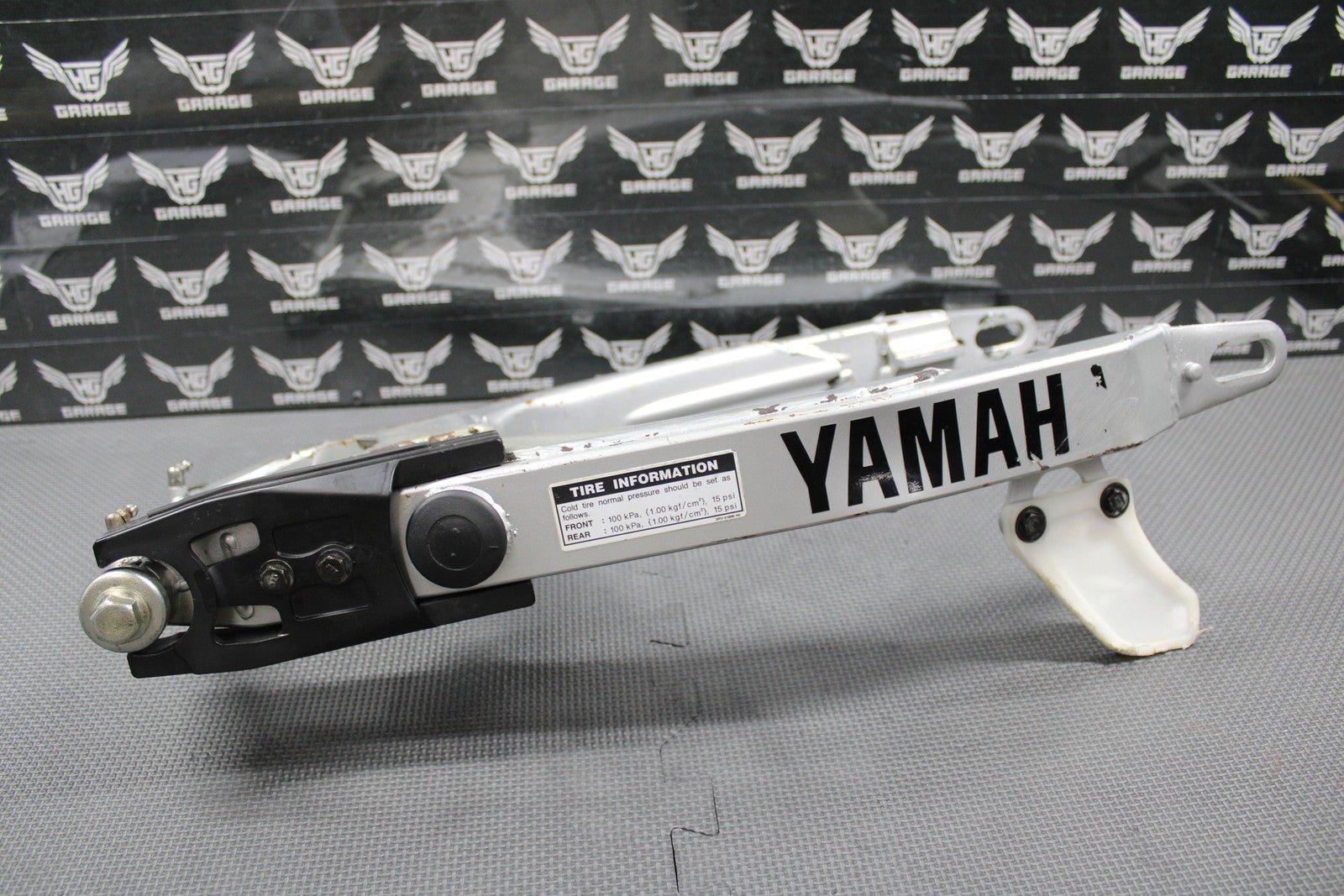 2005 YAMAHA TTR230 05 - 22 OEM SWINGARM SWING ARM REAR SUSPENSION 1C6 - F2110 - 00 - 35 - hggarage