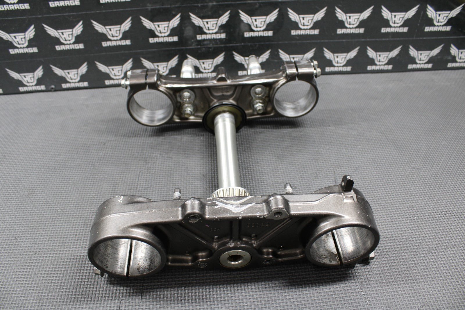 2010 2011 YAMAHA YZ250F OEM FRONT FORKS LOWER UPPER TRIPLE TREE STEM BAR CLAMP - hggarage