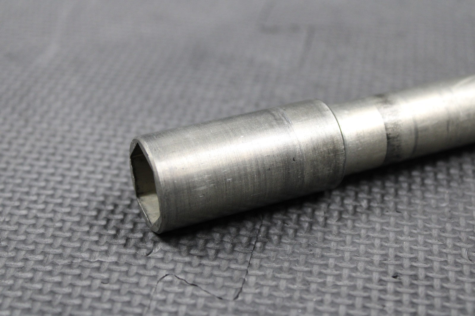 2013 HONDA CRF250R OEM FRONT WHEEL RIM AXLE PIVOT BOLT NUT 44301 - MEN - 000 - hggarage