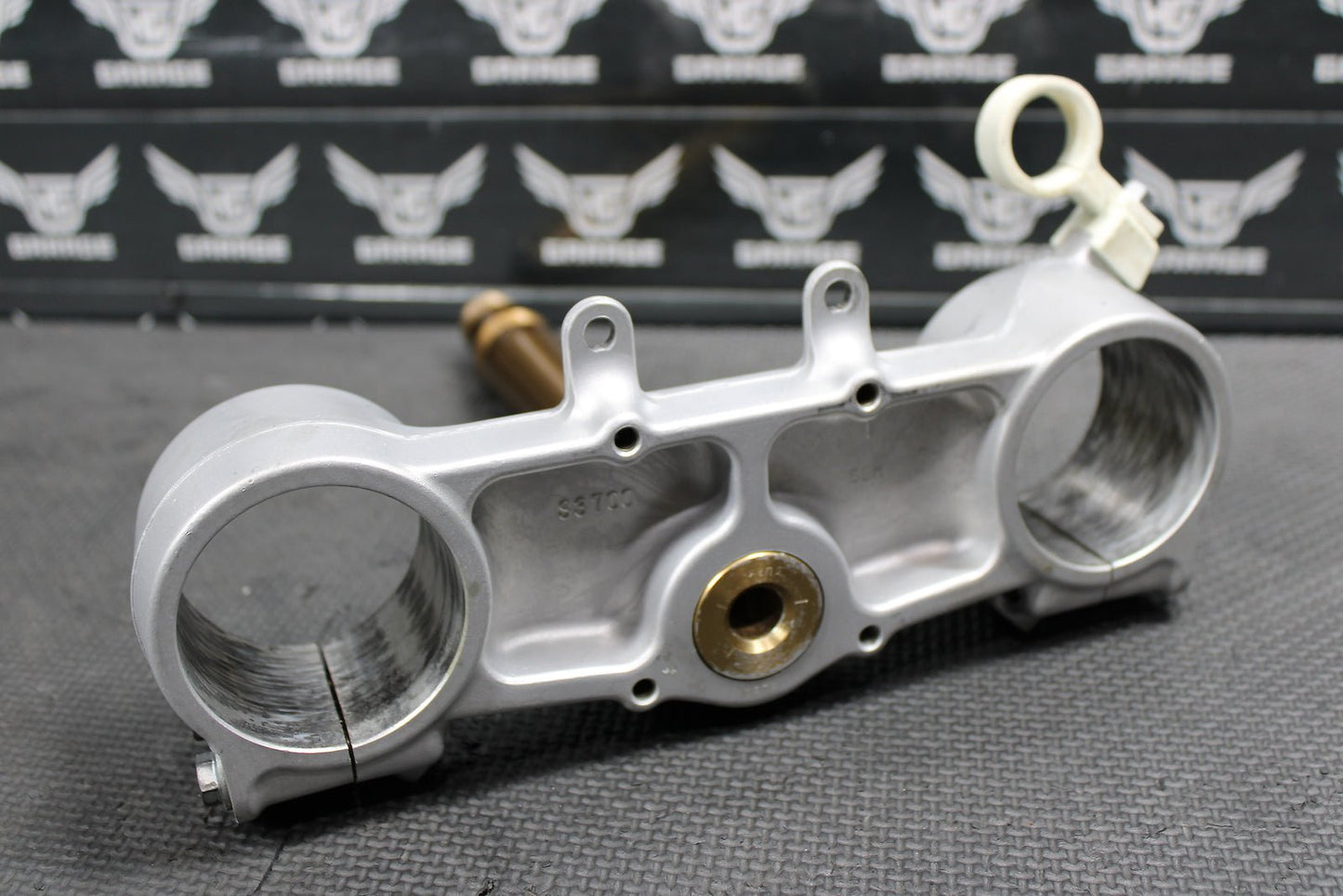 2006 Suzuki 05 - 07 RMZ450 OEM Front Fork Clamp Lower Triple Tree Stem 51410 - 35G00 - hggarage