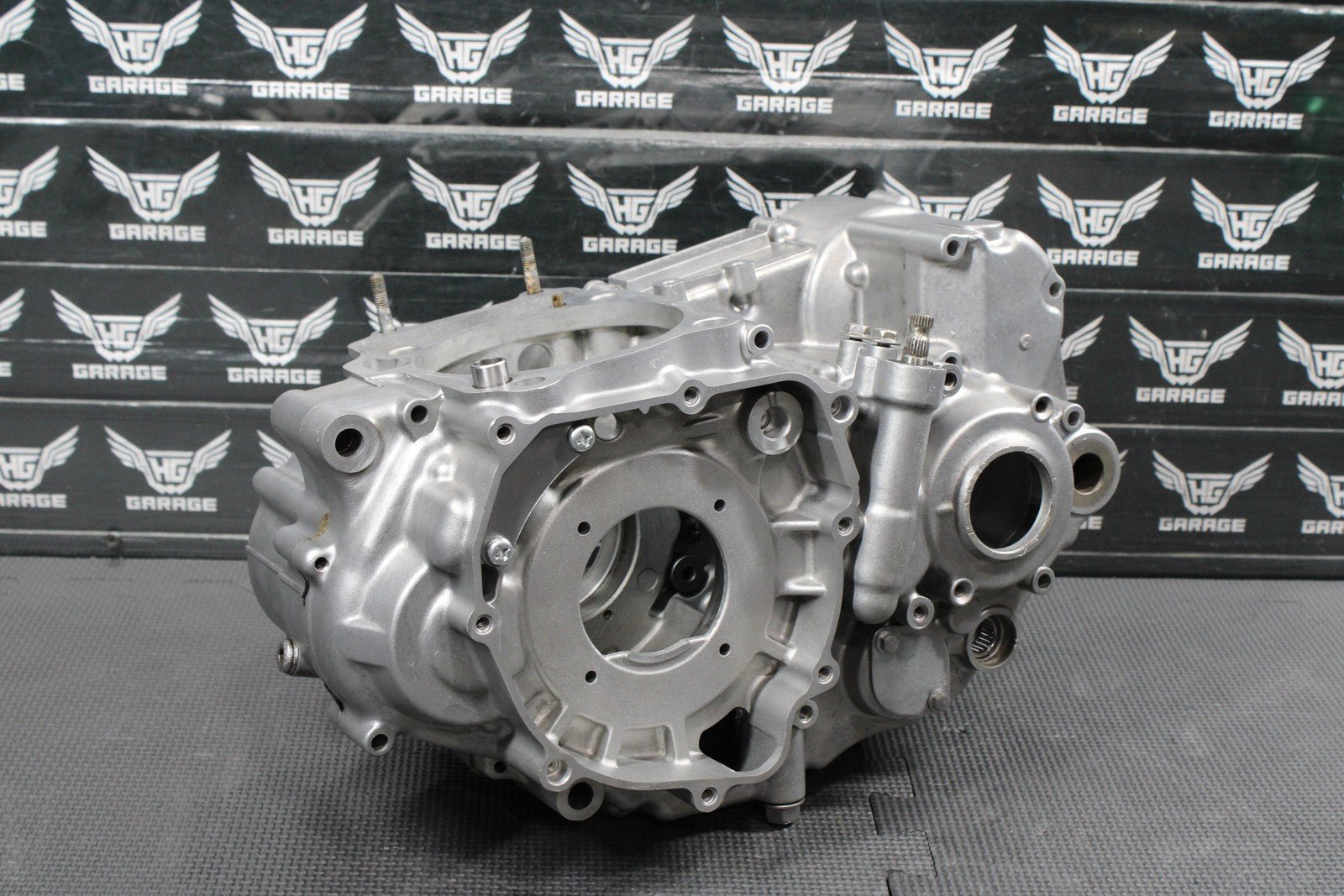 2000 SUZUKI DRZ400 OEM LEFT RIGHT ENGINE MOTOR CRANKCASE CASES HALFS BLOCK GOOD! - hggarage