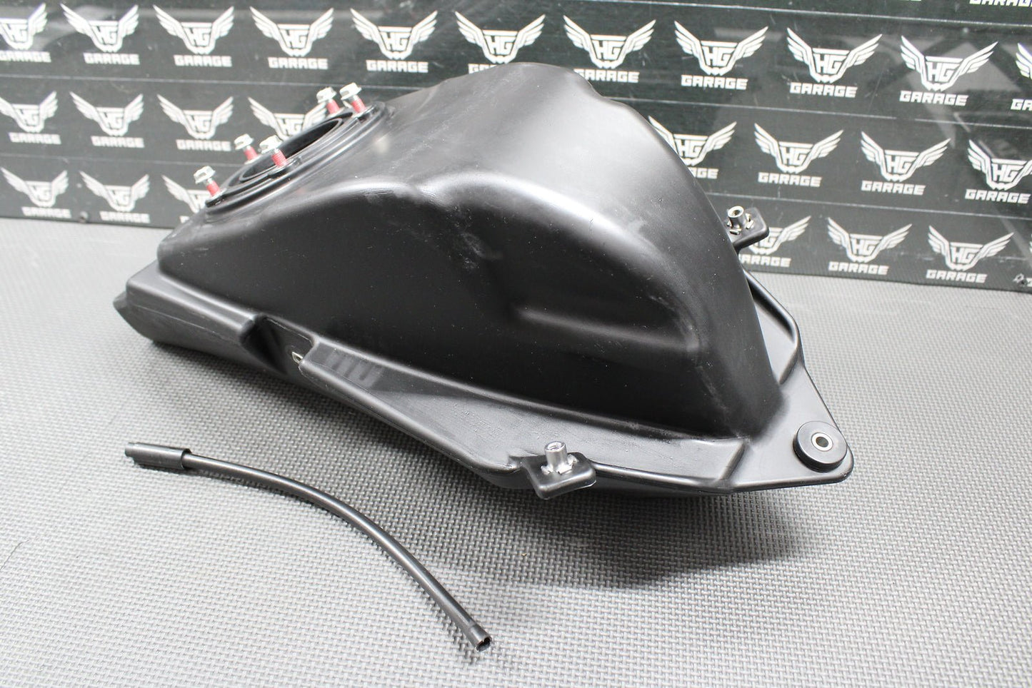 2018 16 - 18 KAWASAKI KX450F OEM GAS FUEL TANK CELL PETROL RESERVOIR 51001 - 0829 - hggarage
