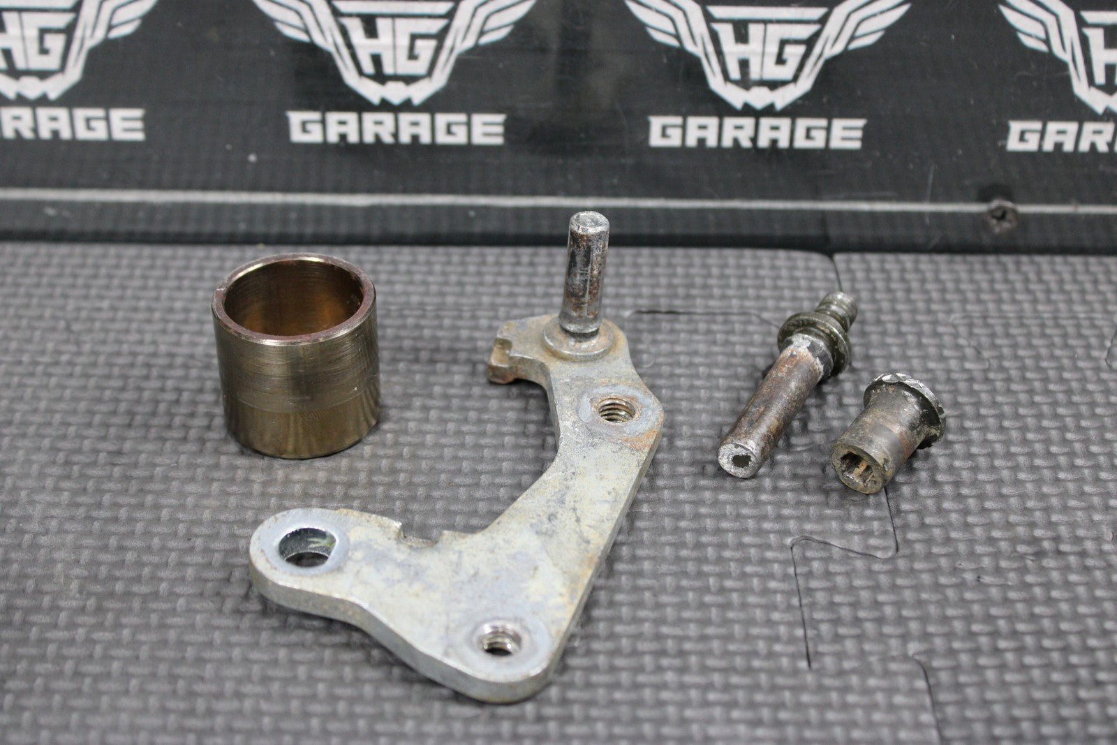 2003 00 - 03 KAWASAKI KX65 OEM NISSIN FRONT BRAKE CALIPER 43041 - 1710 NEEDS REBUILT - hggarage