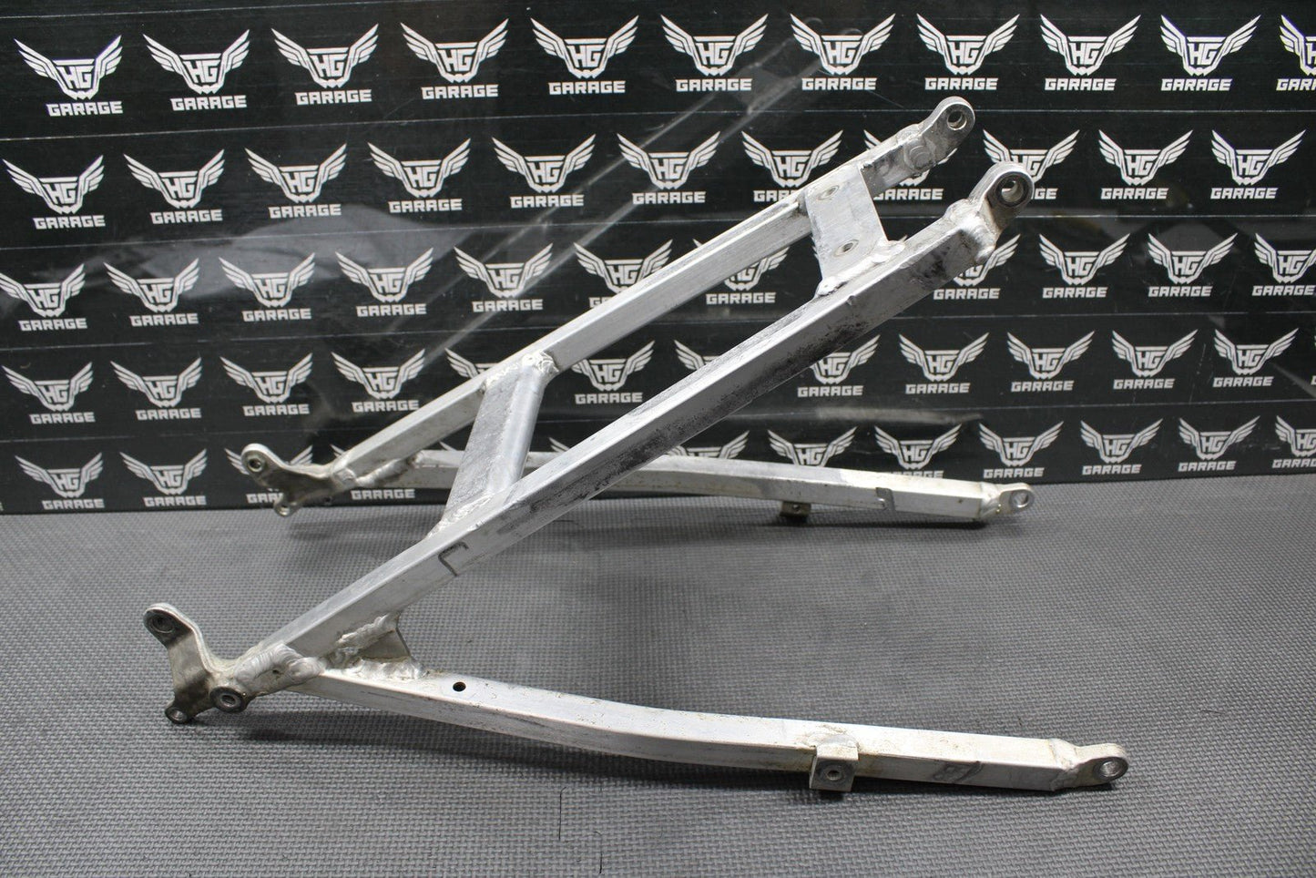 2005 HONDA CRF450R OEM REAR BACK SUB FRAME SUBFRAME SEAT RAIL 50200 - MEN - 730 - hggarage
