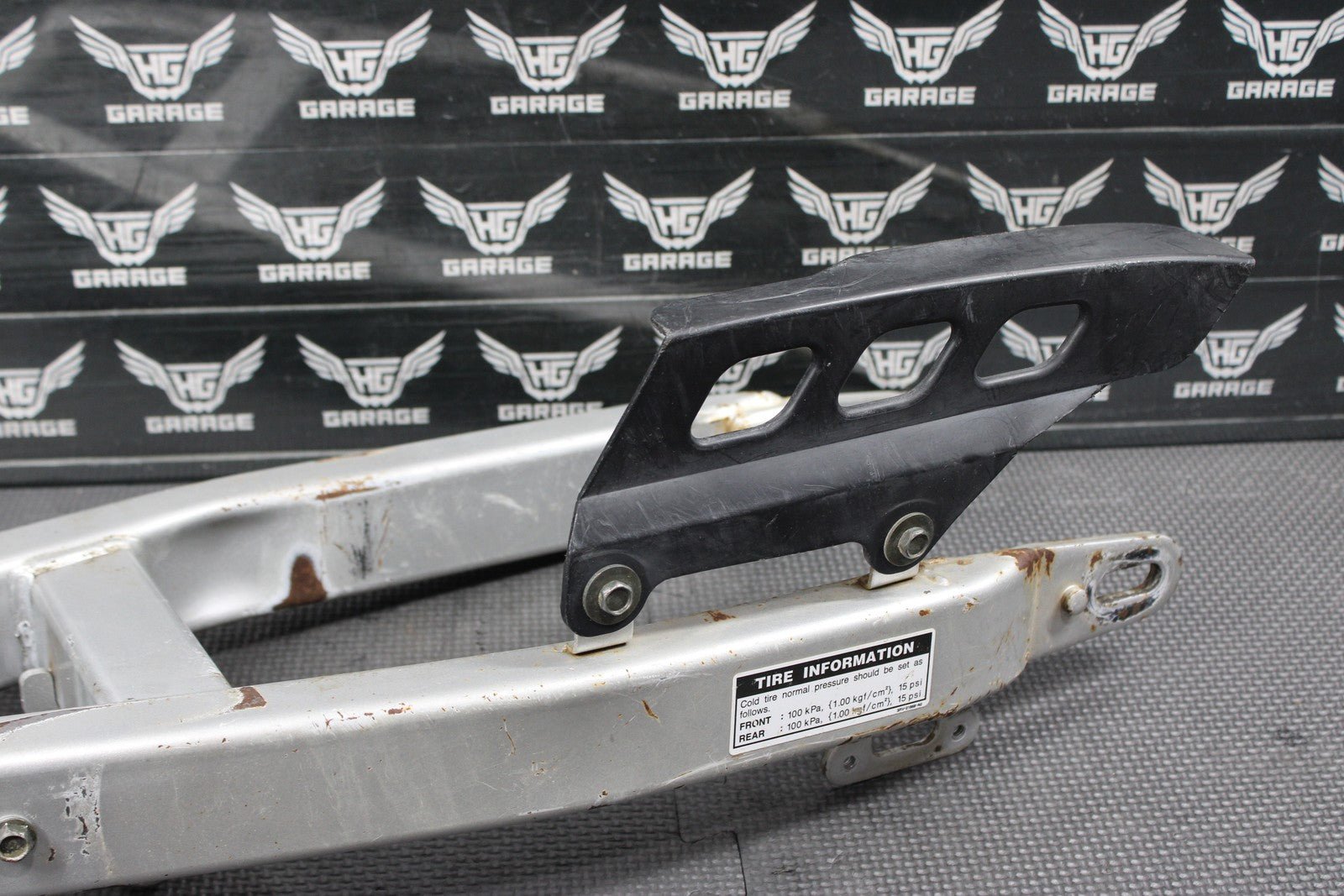 2000 YAMAHA 00 - 04 TTR125L OEM BIGWHEEL SWINGARM SWING ARM SUSPENSION - hggarage