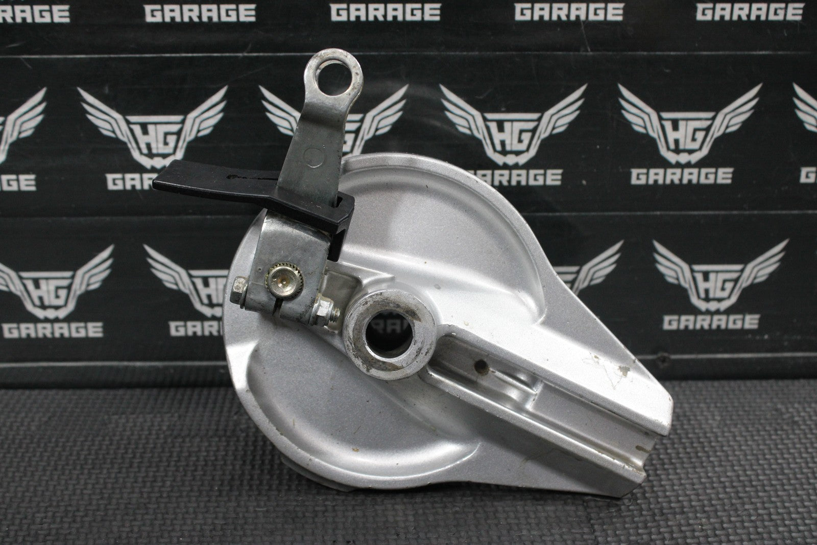47712933