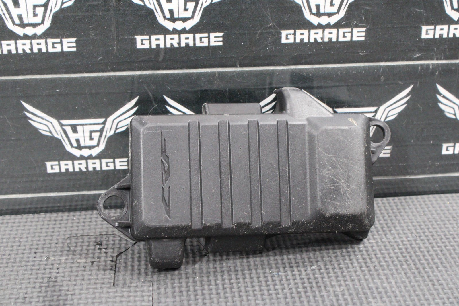 2023 HONDA CRF250R OEM PLASTIC BATTERY TRAY BOX 50325 - K95 - AA0 - hggarage