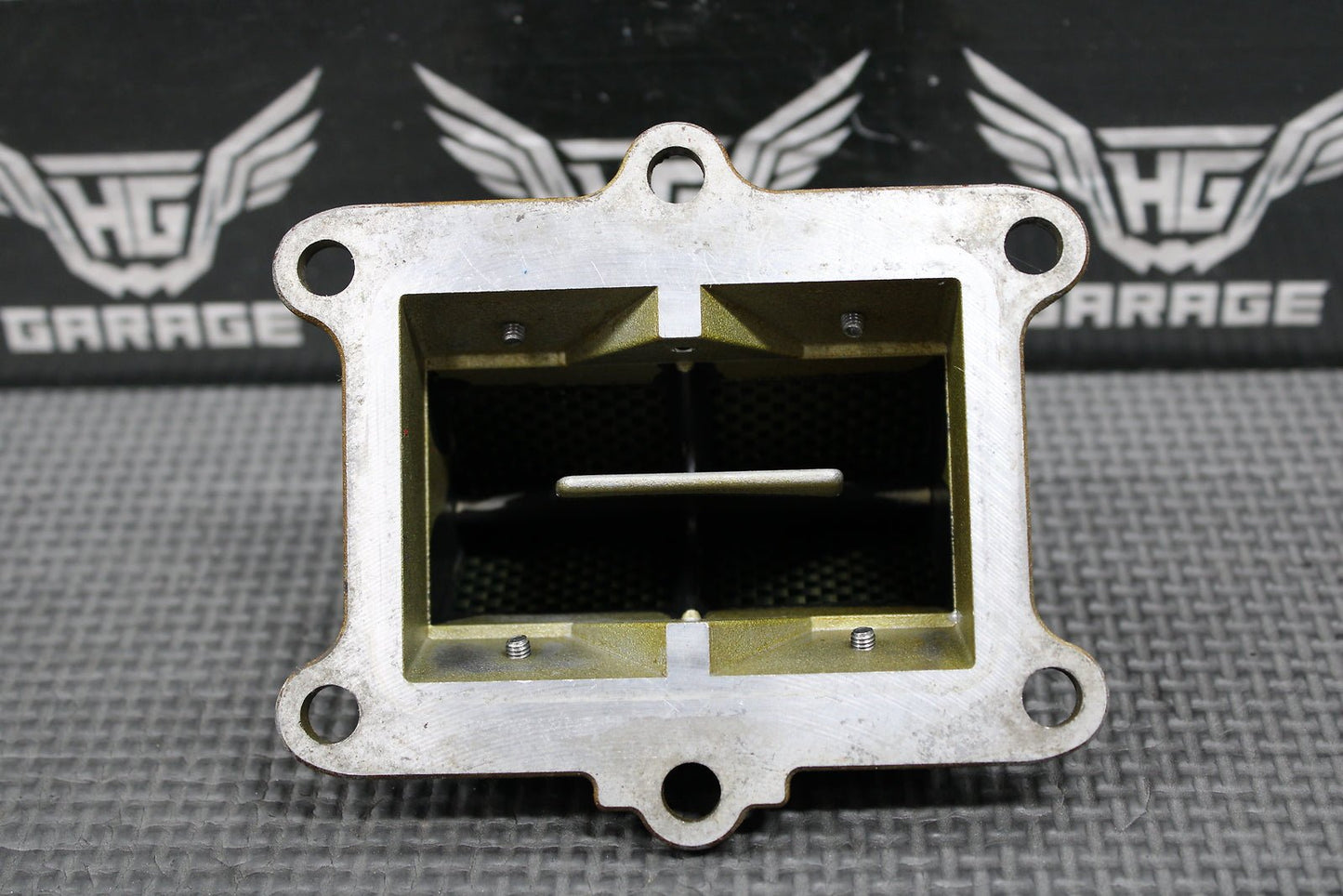 1995 1996 HONDA CR250R OEM INTAKE CARB BOOT INSULATOR REED BLOCK 16221 - KZ3 - B10 - hggarage