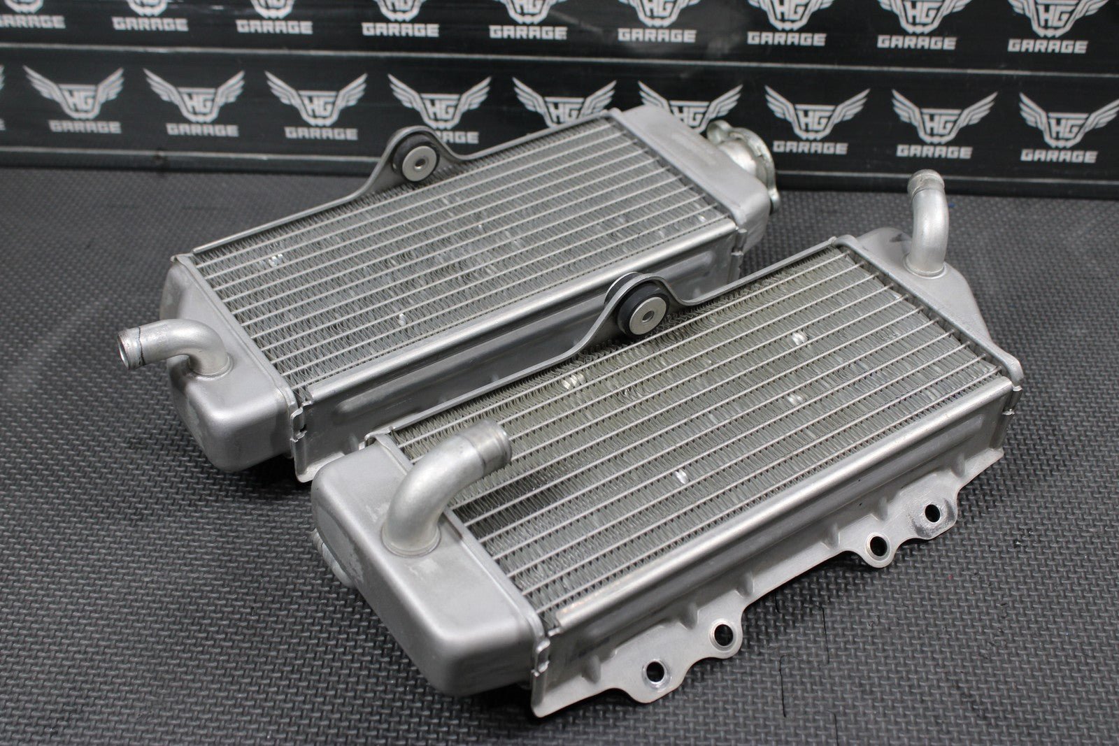 2005 YAMAHA 03 - 05 YZ450F OEM LEFT RIGHT ENGINE COOLING COOLER RADIATORS MINT! - hggarage