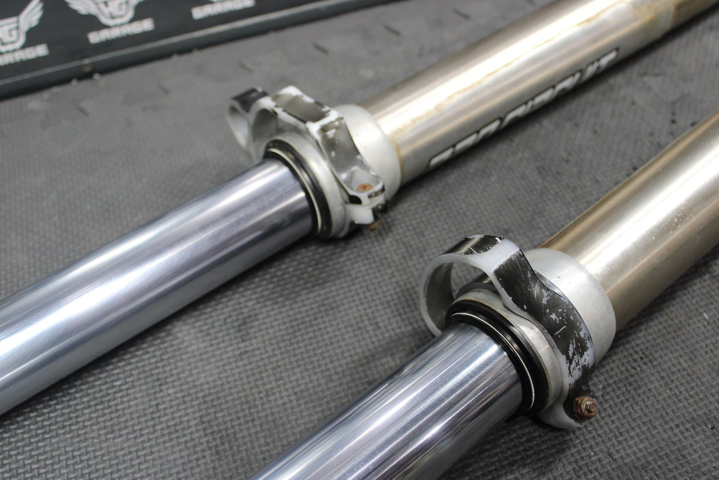 2003 KAWASAKI KX125 OEM RIGHT LEFT FRONT SUSPENSION FORKS SHOCKS 44075 - 1177 - JS - hggarage
