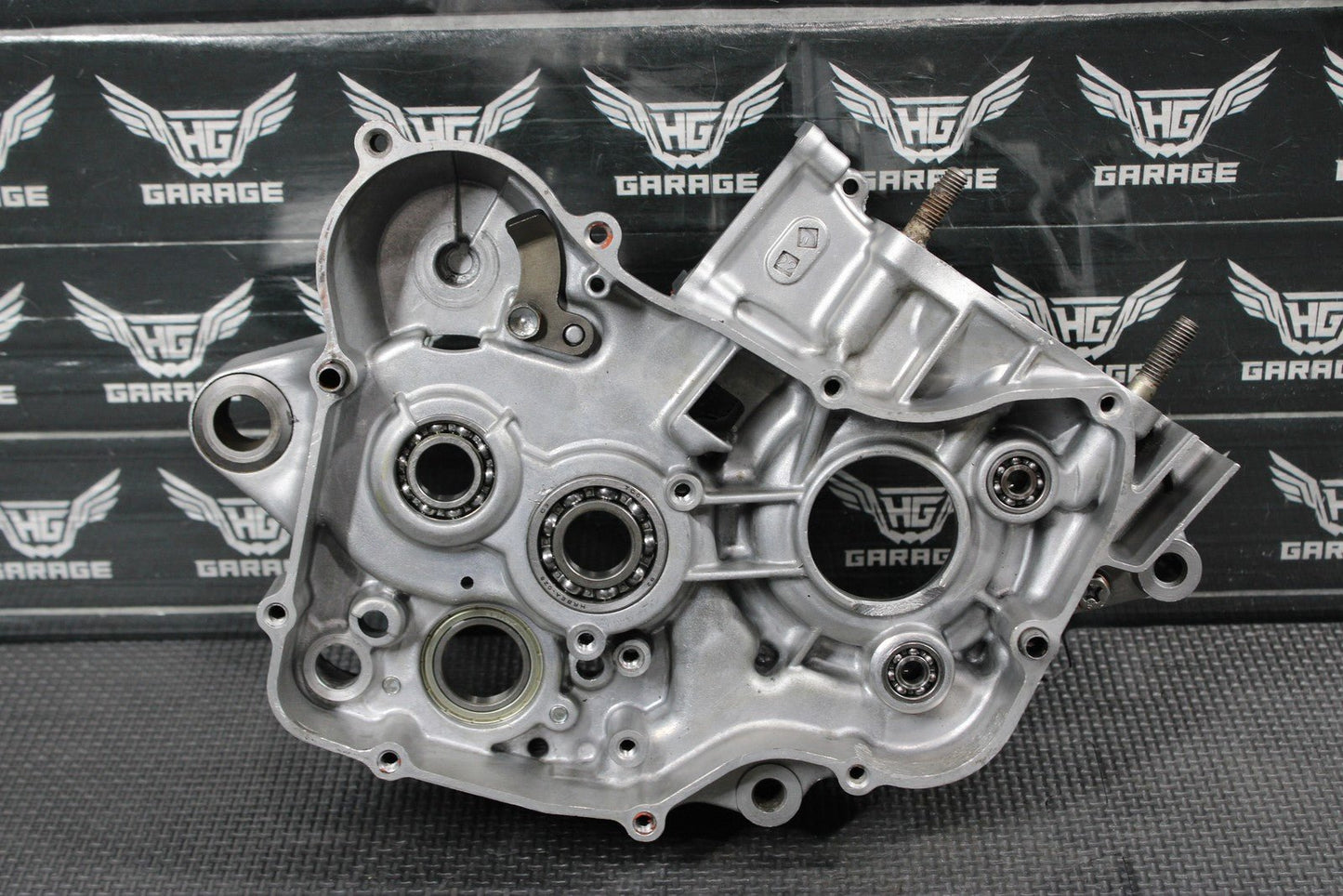 1998 HONDA CR125R OEM RIGHT ENGINE MOTOR CRANKCASE CRANK CASES BLOCK - hggarage