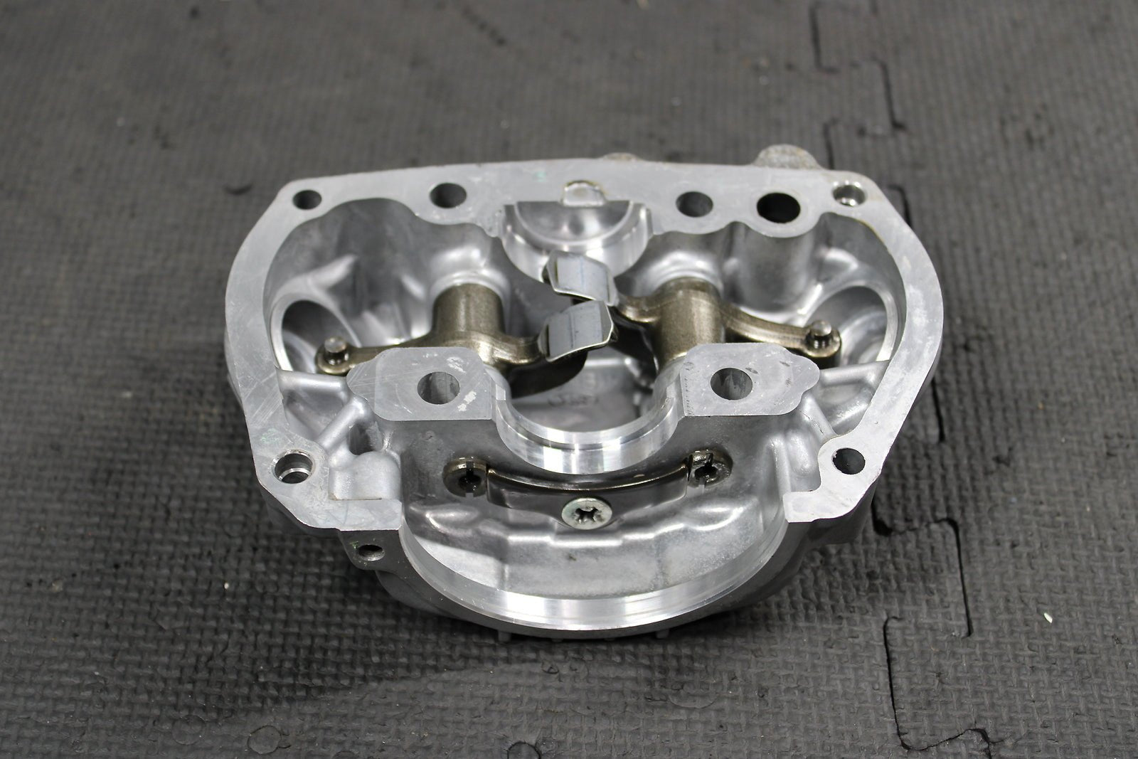2009 HONDA CRF230L CRF230M ENGINE MOTOR CYLINDER HEAD COVER ROCKER ARMS ASSEMBLY - hggarage