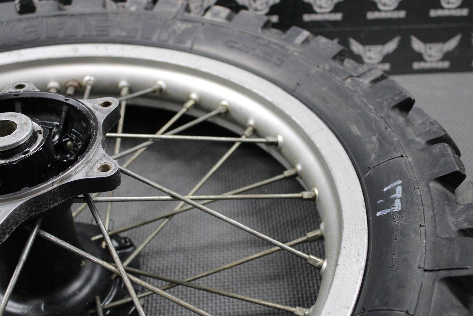 1988 HONDA CR125R OEM 18" x 1.85" REAR BACK WHEEL RIM HUB TIRE 426A5 - KS6 - 832ZA - hggarage