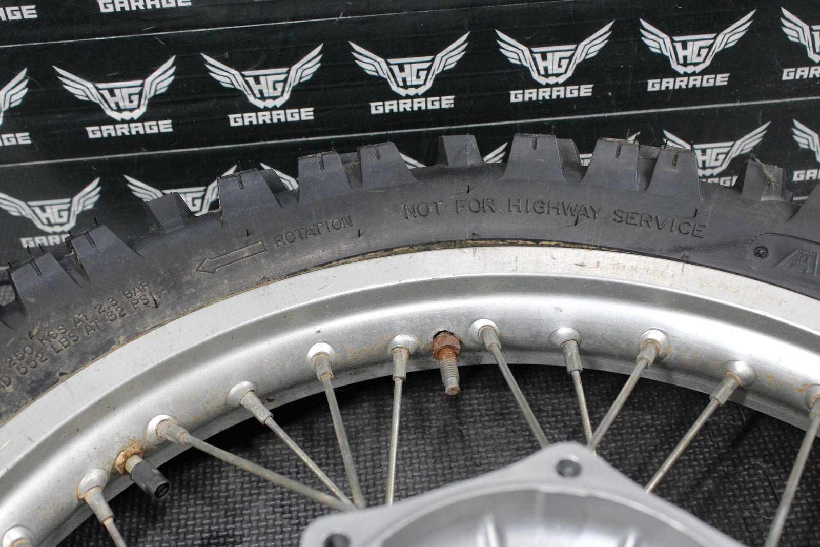 1986 KAWASAKI KDX200 OEM D.I.D 18" REAR BACK WHEEL RIM HUB READ DESC! - hggarage