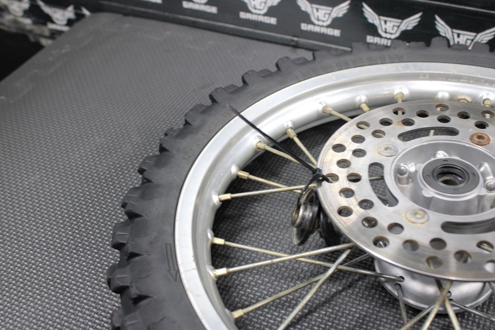 2003 KAWASAKI 00 - 09 KX65 OEM FRONT WHEEL RIM HUB TIRE 41090 - 1124 - hggarage