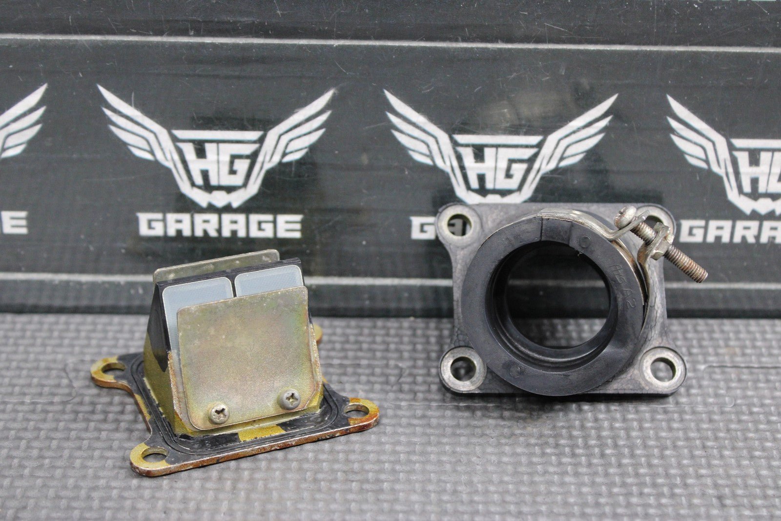 2003 KAWASAKI KX65 00 - 22 OEM INTAKE REED BLOCK ASSEMBLY 12021 - 1015 - hggarage