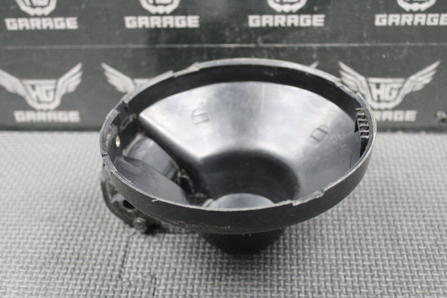 2001 YAMAHA BANSHEE YFZ350 OEM FRONT HEADLIGHT BODY HOUSING 2GU - 84330 - 70 - 00 - hggarage