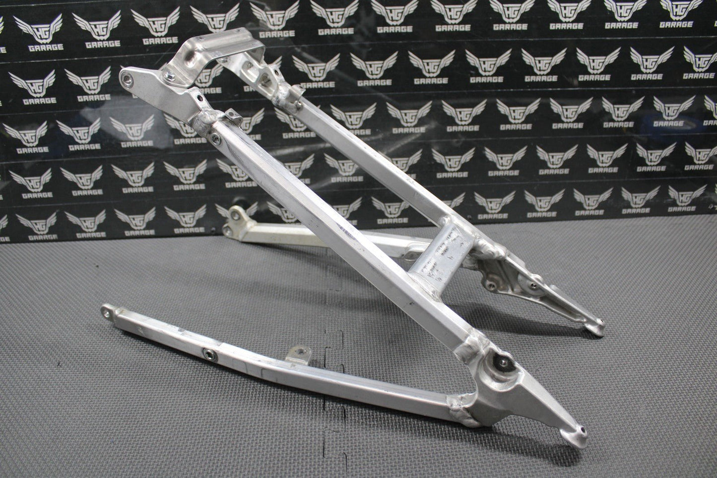 2019 SUZUKI 19 - 25 RMZ250 RMZ450 OEM REAR BACK SUB FRAME SUBFRAME SEAT RAIL GOOD! - hggarage