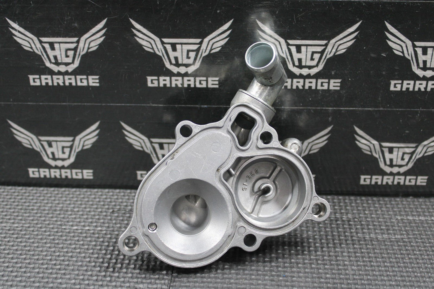 2019 SUZUKI 13 - 25 RMZ250 OEM WATER PUMP HOUSING COVER JOINT 17411 - 10H10 - hggarage