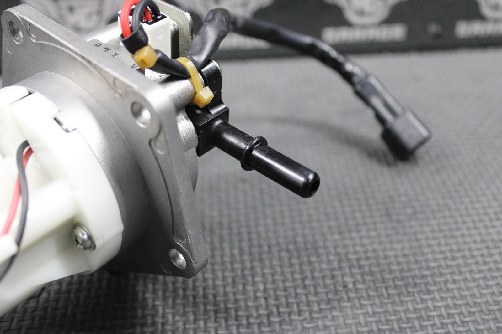 2019 2020 SUZUKI RMZ250 OEM KEIHIN GAS FUEL PUMP SENDING UNIT 15100 - 46K00 LW HR! - hggarage