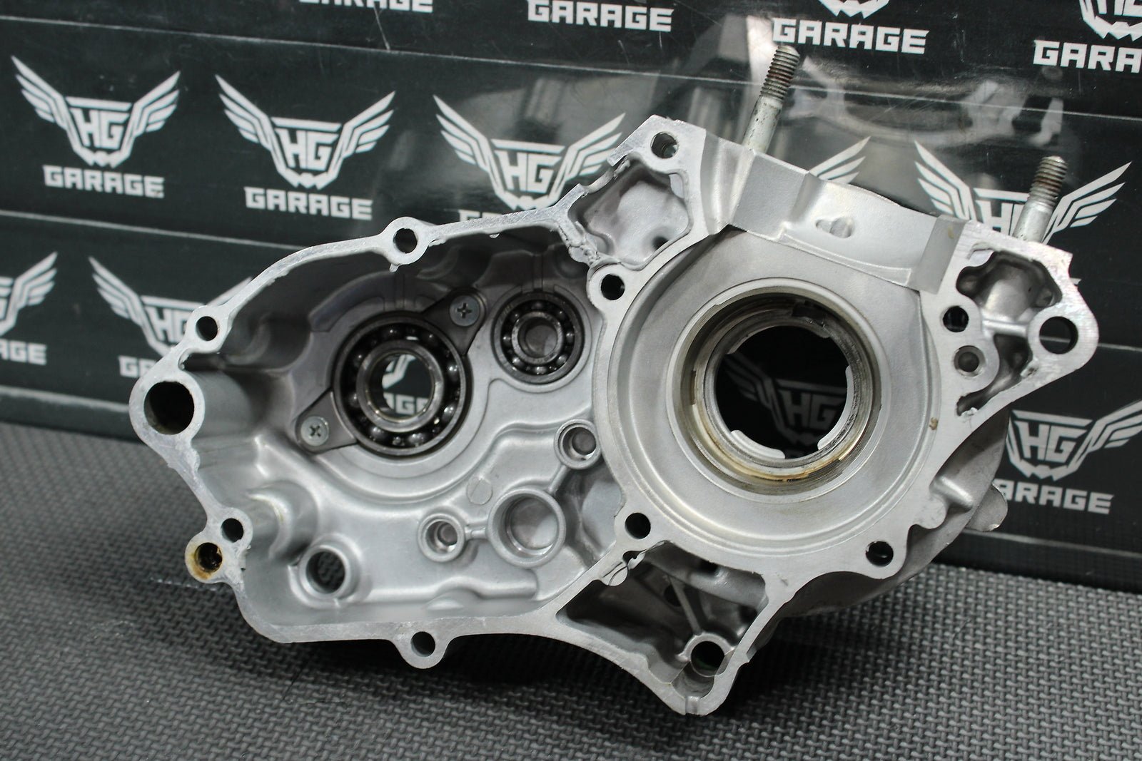 1999 Kawasaki 98 - 00 KX100 KX80 OEM Left Right Engine Motor Crankcase Crank Cases - hggarage