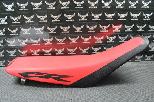 1997 HONDA CR250R OEM SEAT SADDLE FOAM PAN COMPLETE ORIGINAL 77100 - KZ3 - B00 NICE! - hggarage