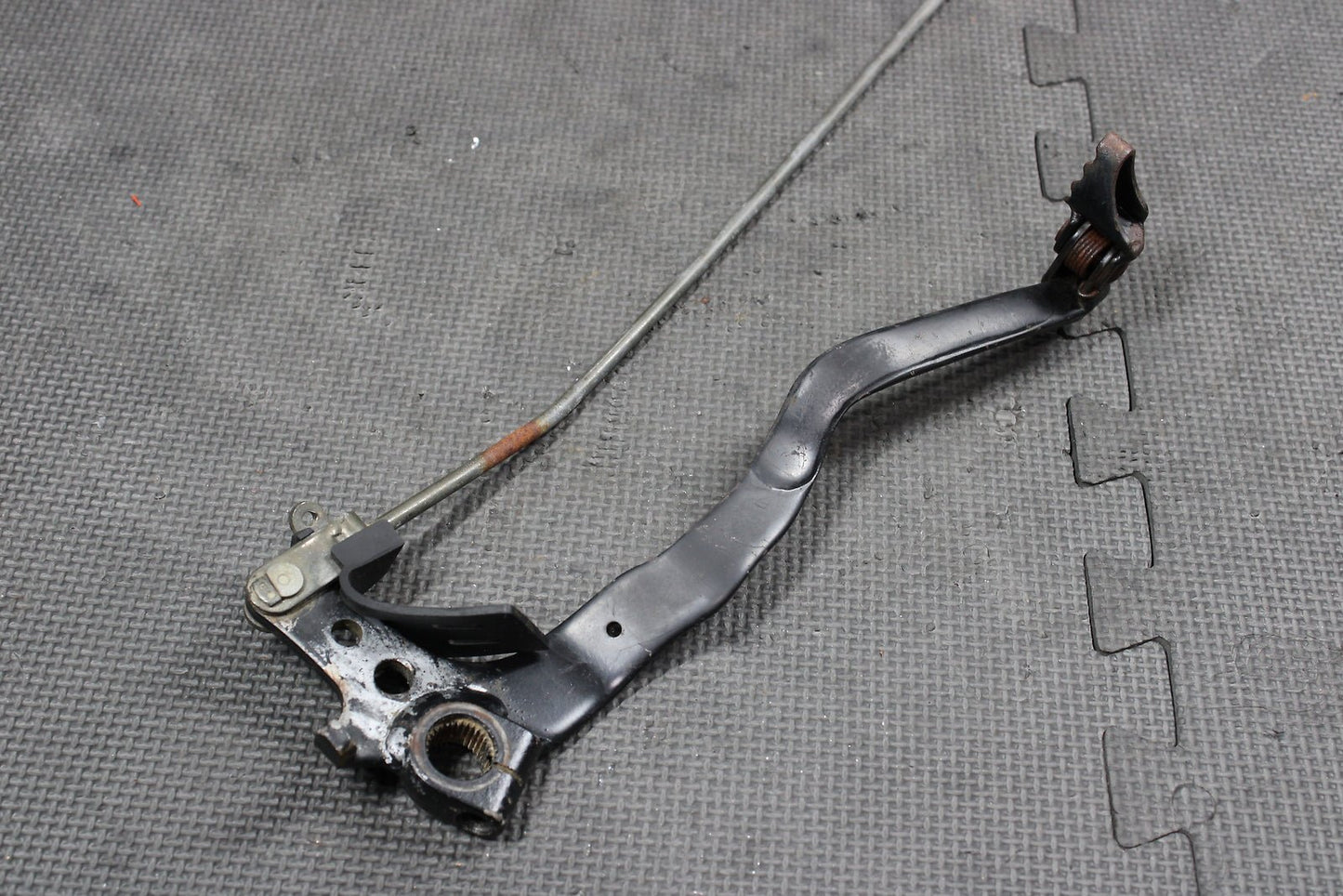 2002 HONDA XR200R 93 - 02 OEM RIGHT REARSET BRAKE FOOT PEDAL ARM ASSEMBLY - hggarage