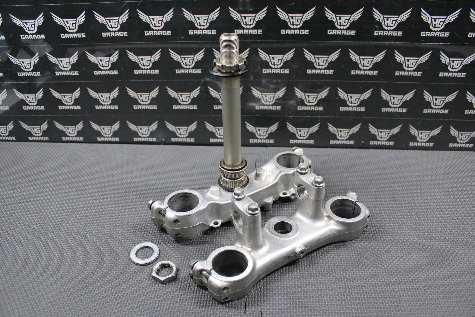 1988 HONDA CR250R OEM FRONT FORKS LOWER UPPER TRIPLE TREE STEM BAR CLAMP - hggarage