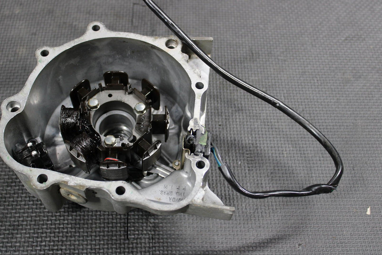 2004 HONDA CRF150F STATOR MAGNETO GENERATOR ALTERNATOR 11341 - KPT - 900 - hggarage