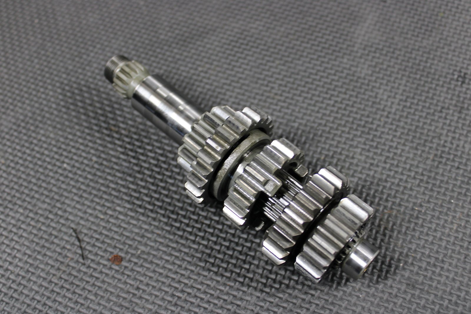 2002 YAMAHA YZ250F OEM ENGINE TRANSMISSION TRANNY ASSEMBLY GEARS - hggarage