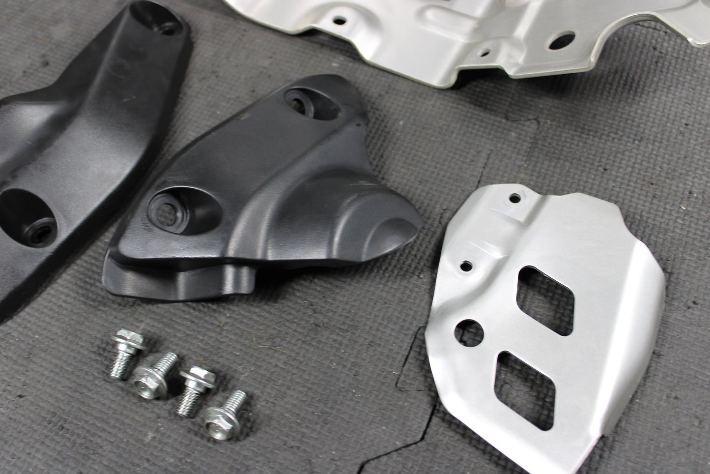 2013 SUZUKI DRZ400SM OEM LOWER SKIDPLATE ENGINE GURADS MASTER CYLINDER GUARD - hggarage