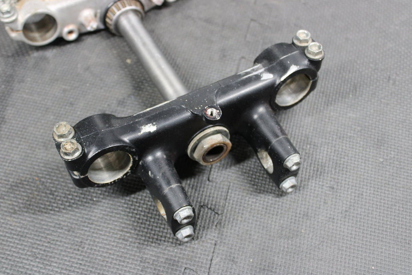 1998 HONDA XR200R 1990 1991 / 93 - 02 OEM FRONT FORKS LOWER UPPER TRIPLE TREE STEM - hggarage