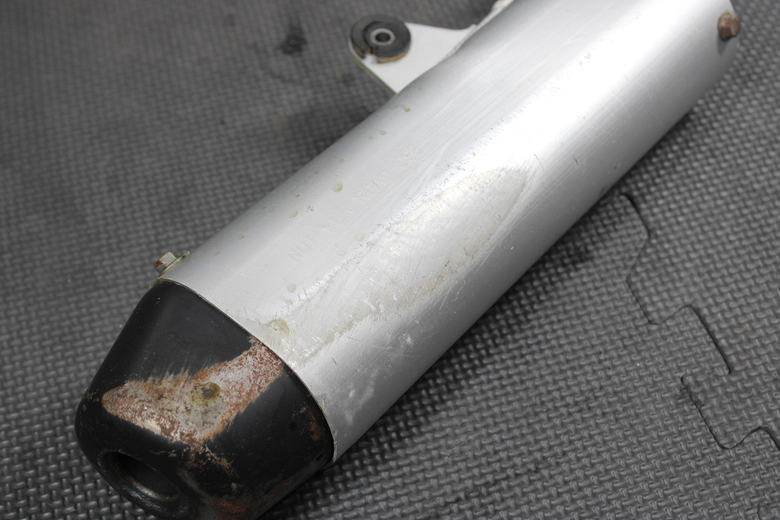 2001 KAWASAKI 01 - 05 KX100 KX85 OEM MUFFLER EXHAUST SILENCER SLIP ON PIPE 18100 - 1 - hggarage