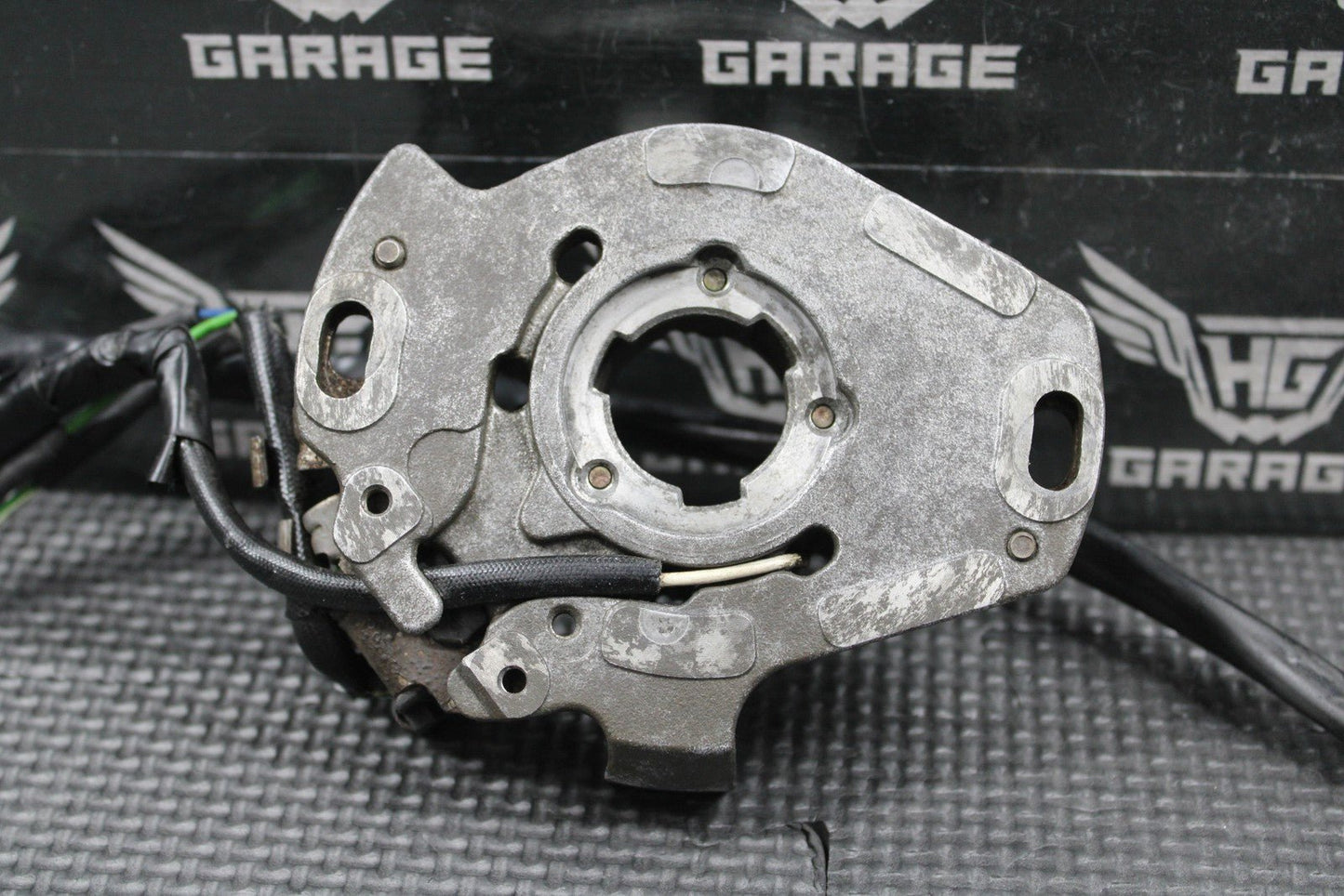 2000 HONDA CR125R OEM KZ4S STATOR MAGNETO GENERATOR ALTERNATOR 31100 - KZ4 - A91 - hggarage