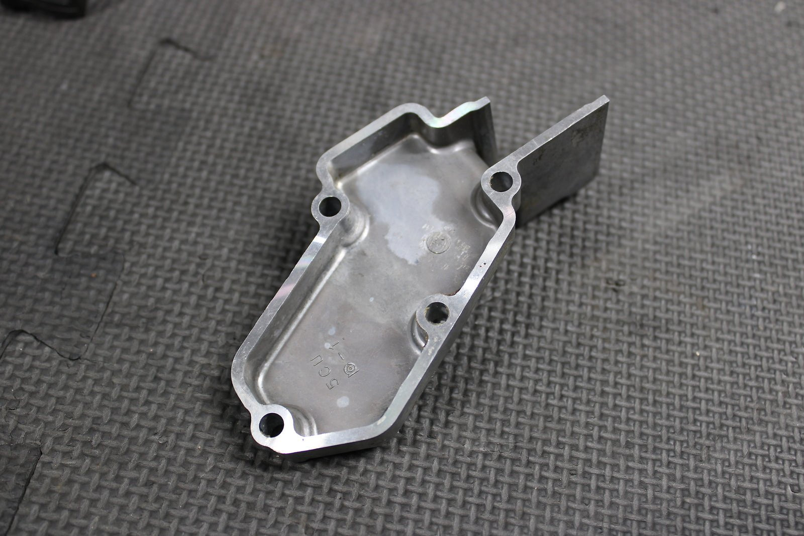 2017 Yamaha YZ250 OEM Engine Powervalve Linkage Governor Right Side Cover - hggarage
