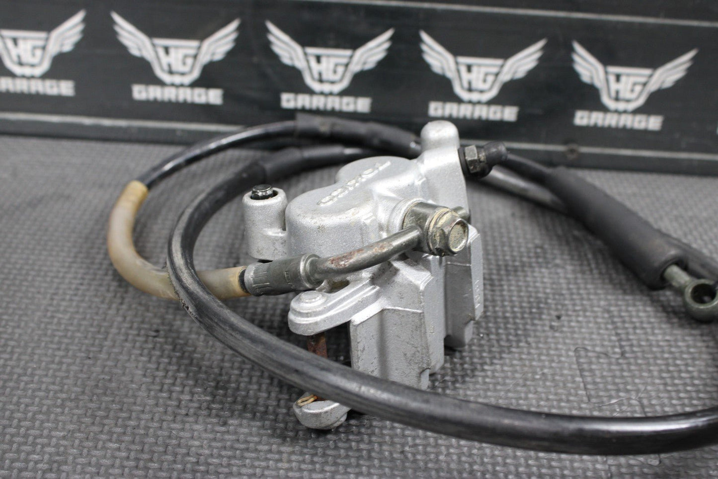 2001 KAWASAKI KX100 BIGWHEEL OEM TOKICO FRONT BRAKE CALIPER 43041 - 1681 - GN - hggarage