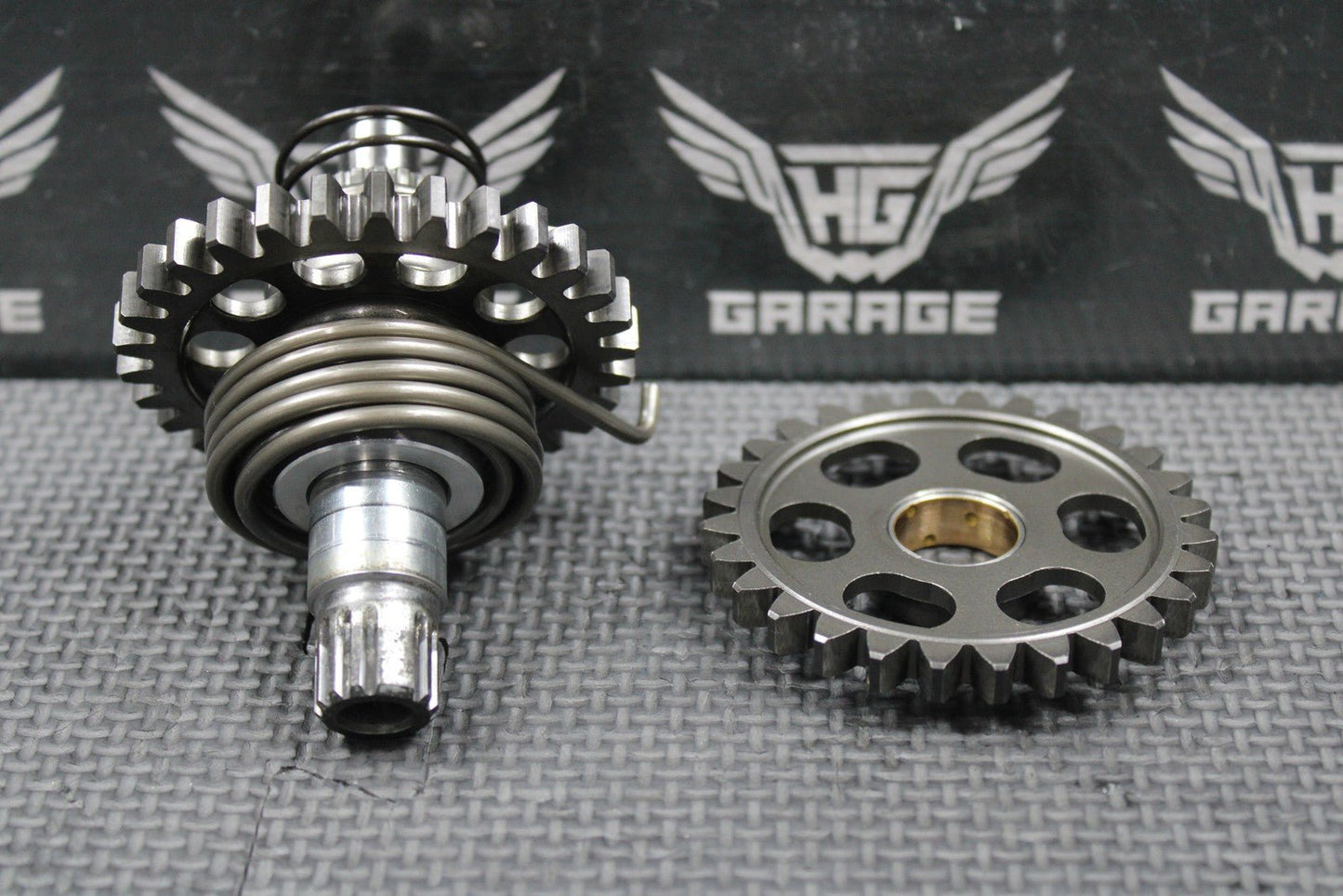 2020 SUZUKI 19 - 25 RMZ250 OEM KICKSTART KICK START SHAFT W IDLER GEAR 26211 - 46K00 - hggarage
