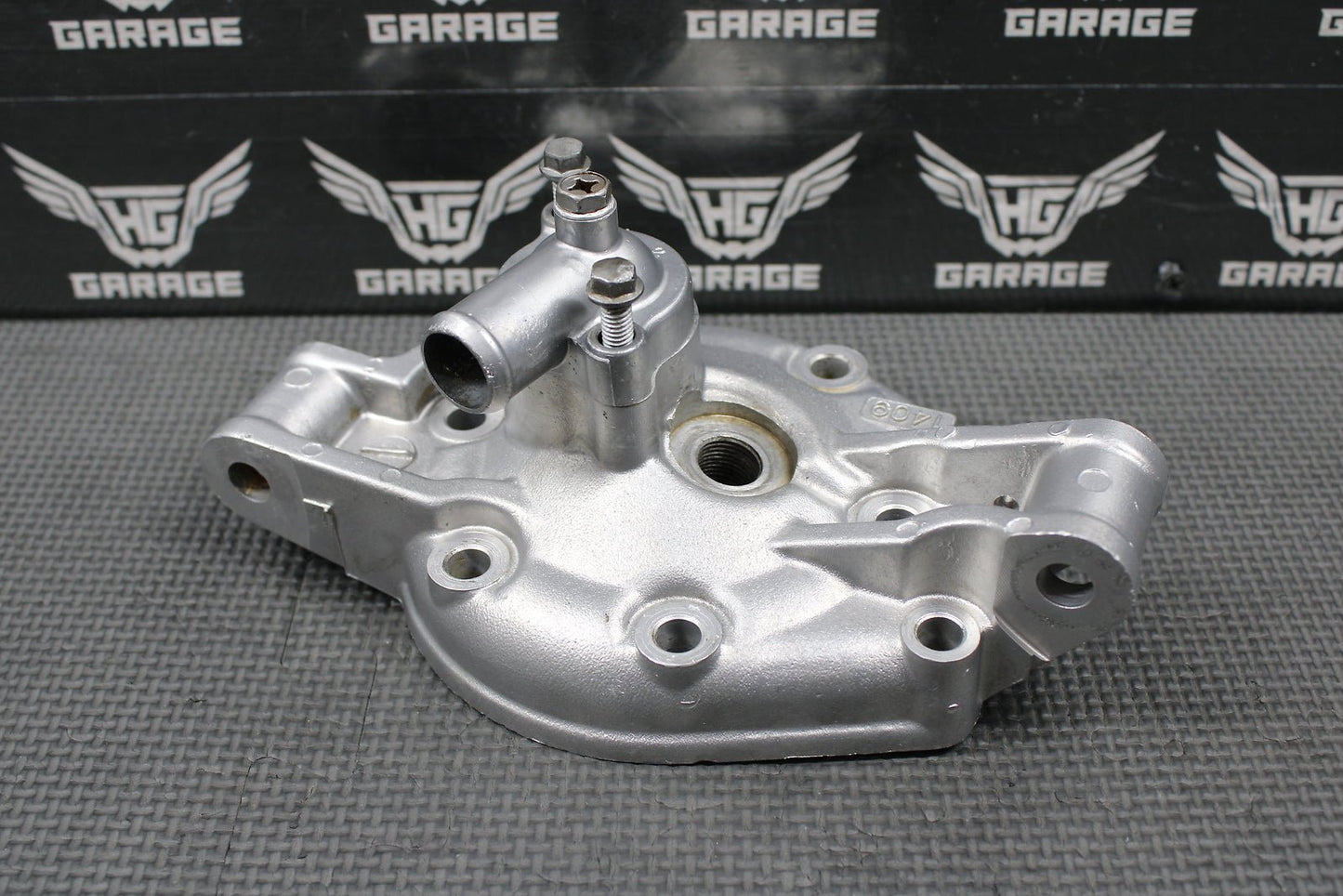 1999 95 - 06 KAWASAKI KDX200 OEM ENGINE MOTOR CYLINDER HEAD COVER DOME 11001 - 1409 - hggarage