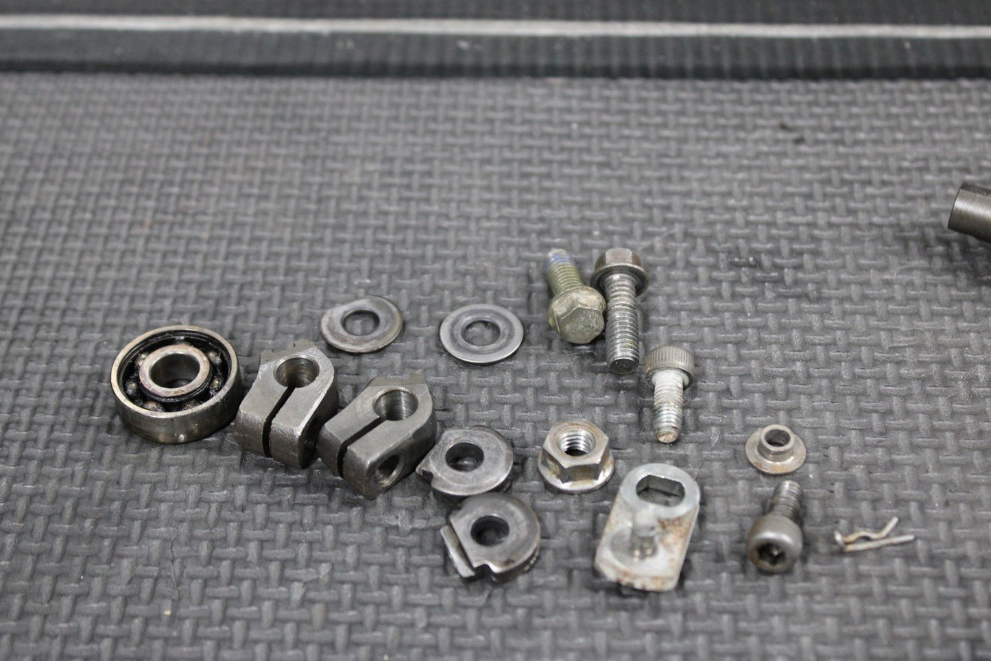 1998 HONDA CR125R 98 - 99 OEM ENGINE POWER VALVE POWERVALVE EXHAUST VALVE ASSEMBLY - hggarage