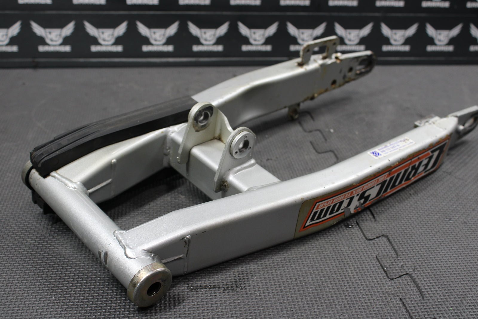 2002 Yamaha TTR125 TTR125E OEM Small Wheel 14" Swingarm Swing Arm Suspension - hggarage