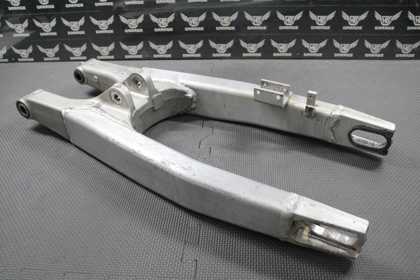2007 2008 KAWASAKI KX250F OEM SWINGARM SWING ARM SUSPENSION 33001 - 0107 NICE! - hggarage